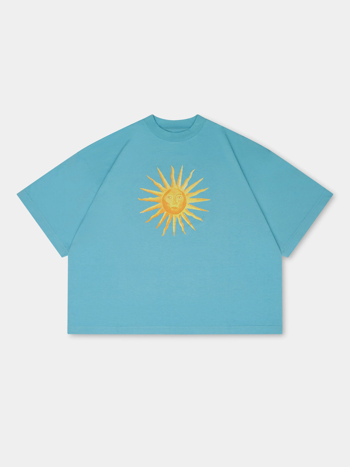 *model-* CROPPED FIT