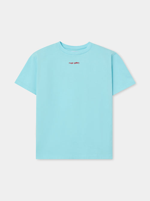 *model-* REGULAR FIT