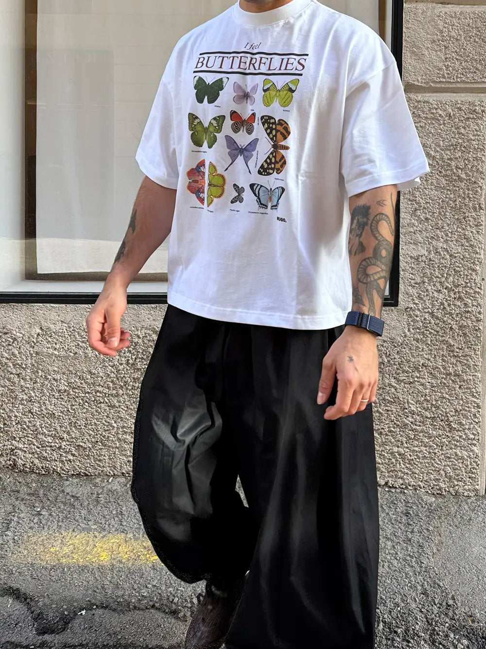 BUTTERFLIES WHITE TEE