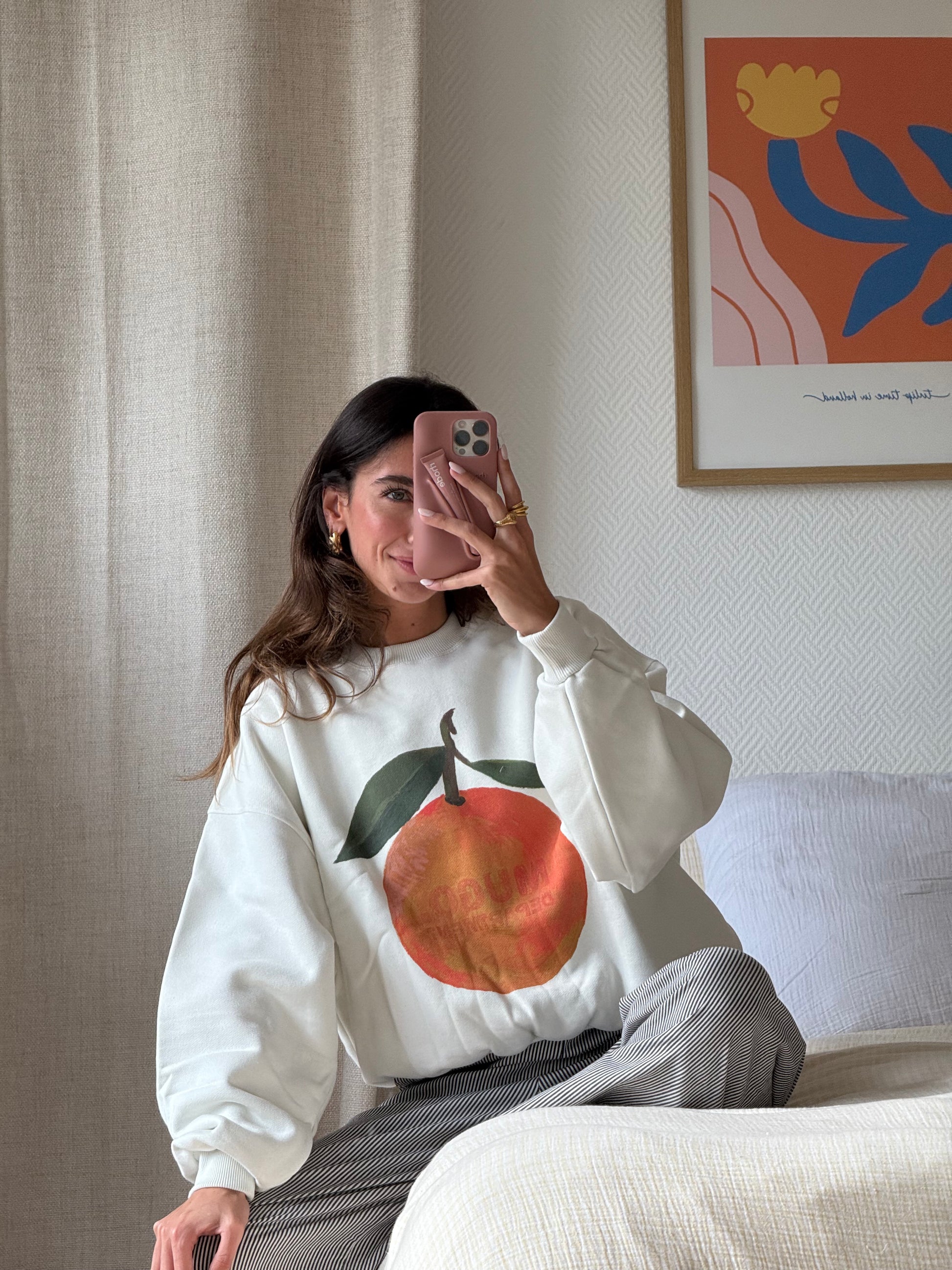 ORANGE CREWNECK