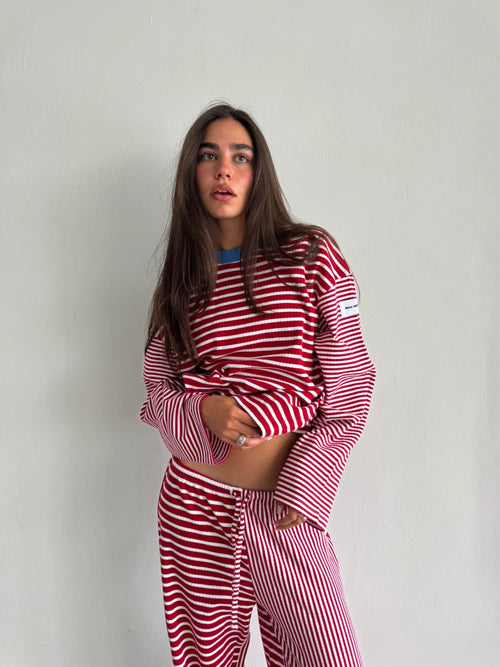 *model-* Model is 169 cm / 5’7"wearing size S