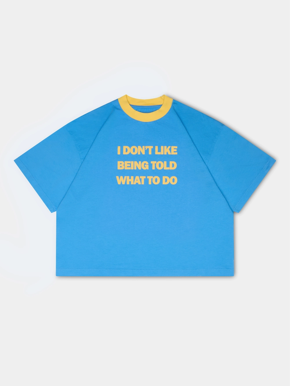 *model-* CROPPED FIT