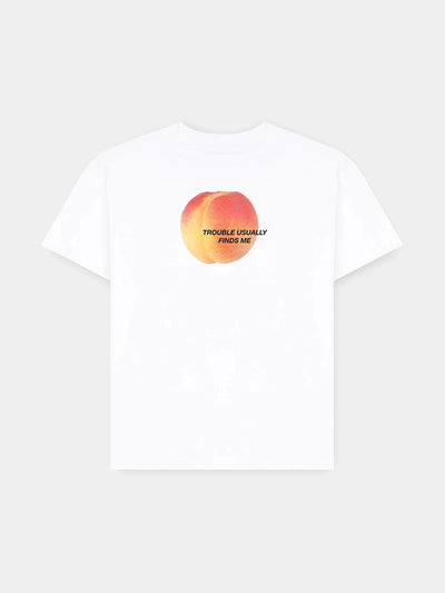 *model-* REGULAR FIT